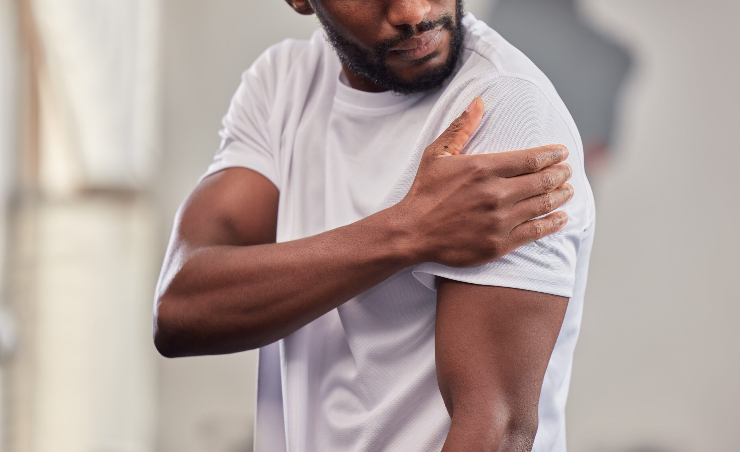 Shoulder,Pain,,Fitness,And,Black,Man,With,Injury,In,Gym